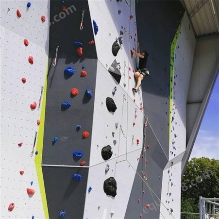 奇乐KIRA 景区室外户外拓展游乐园 大型玻璃钢攀岩 抱石攀岩墙定制