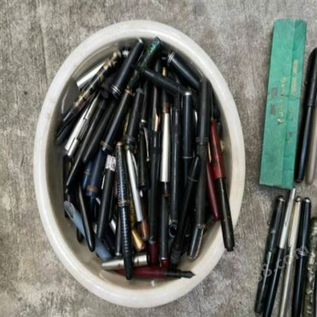 上海市旧金笔回收价格  老派克金笔回收  老英雄金笔收购收藏