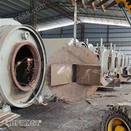 利菲尔特 12吨间歇式废轮胎裂解炼油设备 LES-2675