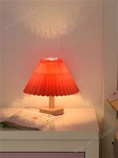 台灯卧室床头灯网红ins少女氛围灯LED北欧复古百褶装饰小夜灯431